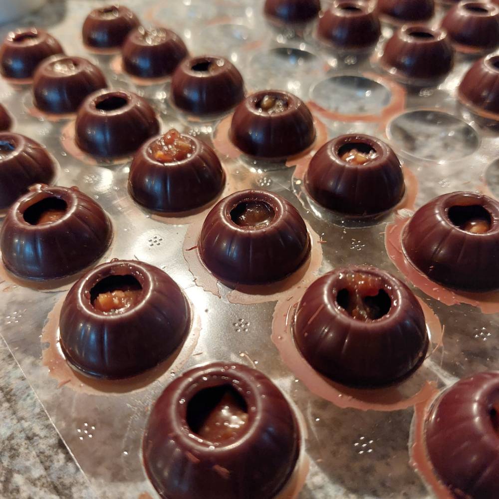 hollow chocolate forms